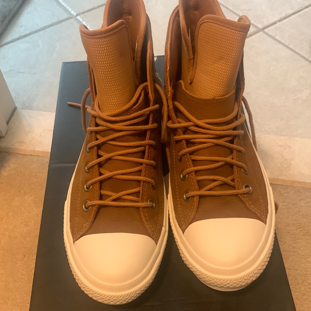 Converse Unisex high tops 🙌🏻